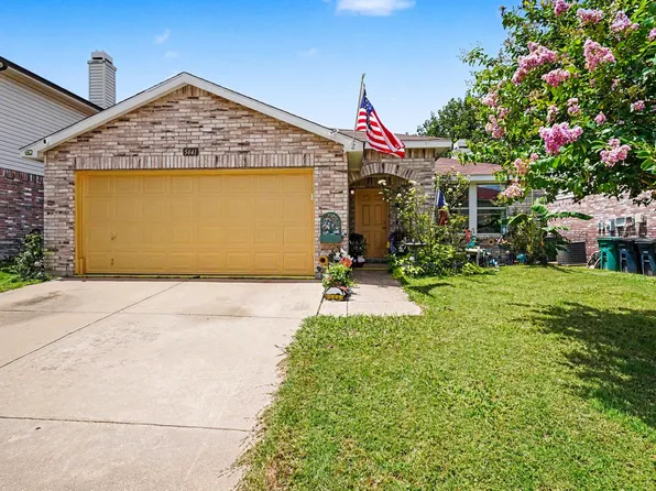 5441 Temecula Rd, Fort Worth, TX 76244
