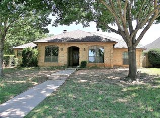 701 Smokerise Cir, Denton, TX 76205