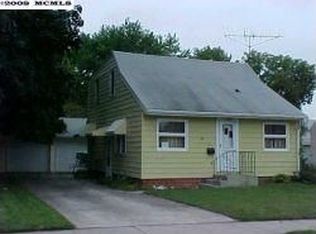 302 S Indiana Ave, Mason City, IA 50401