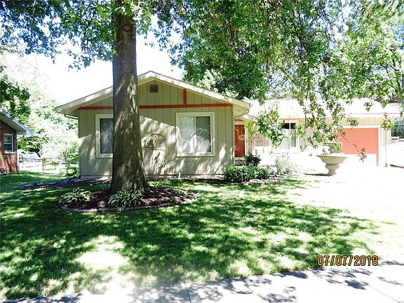 2nd image of 1805 Stanford Pl