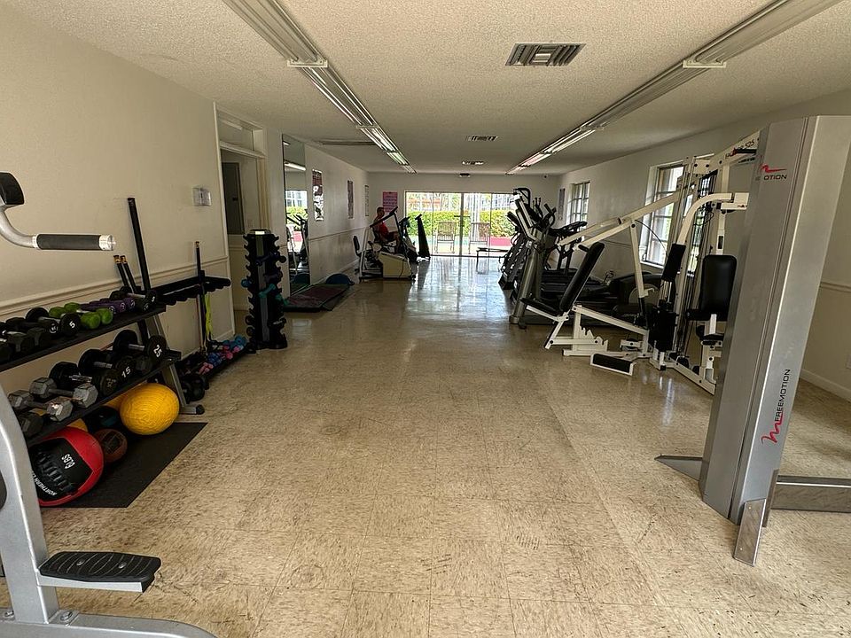 1st image of 4500 N Federal Highway #119-C