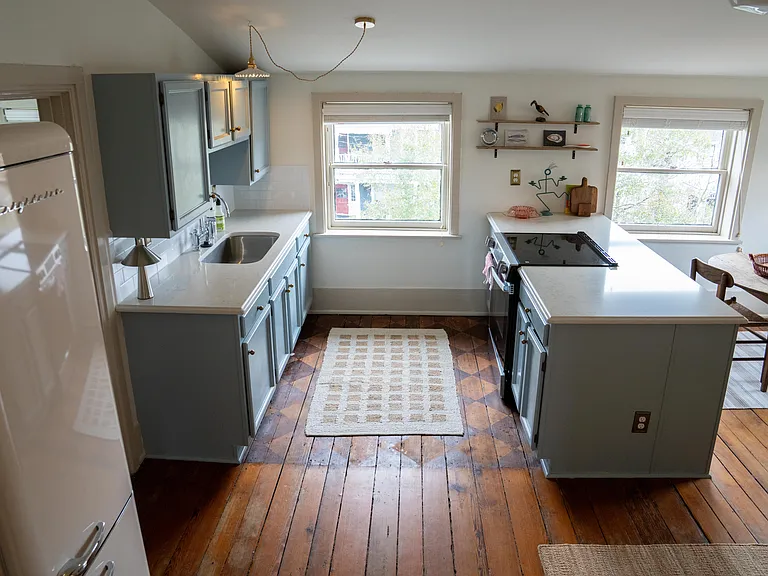 416 S Front St #6 — Photo 9