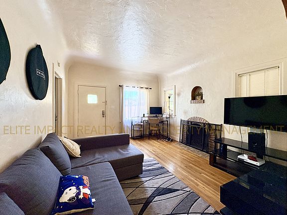 5th image of 2216 E 6th St Unit 1