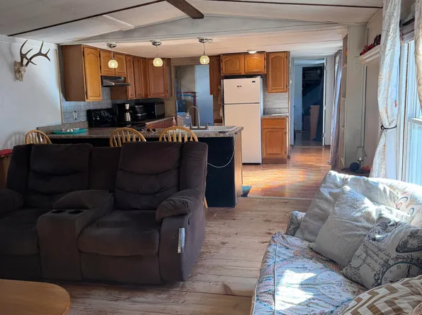 90 Sunset Circle, Campton, NH 03223