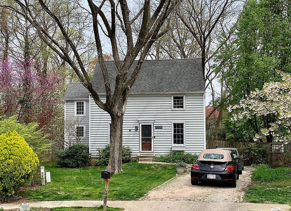 1st image of 1048 Hyde Park Dr