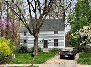 1048 Hyde Park Dr, Annapolis, MD 21403