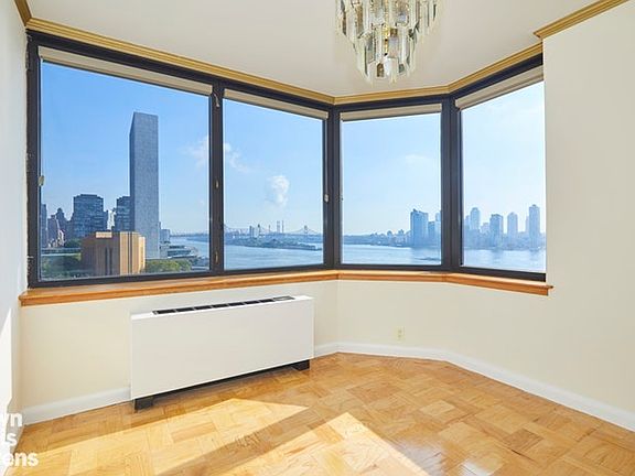 4th image of 415 E 37th St APT 14G