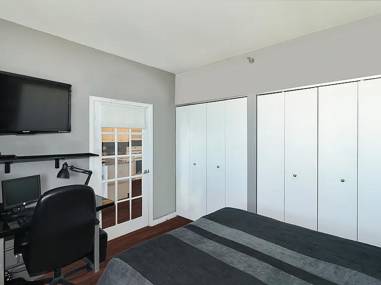 33 W Ontario St #41G — Photo 8