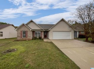 130 Sunset Ln, Calera, AL 35040