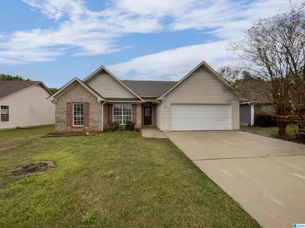 130 Sunset Ln, Calera, AL 35040