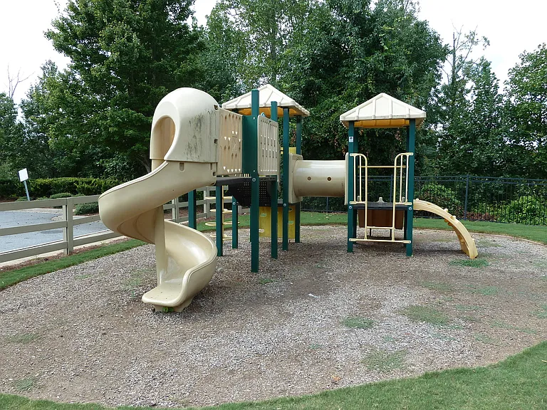 367 Highland Pointe Cir E — Photo 17
