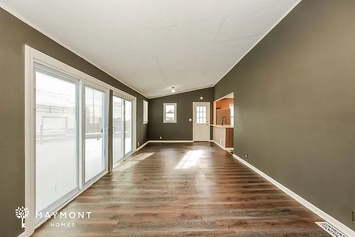 3083 Joslyn Rd — Photo 8