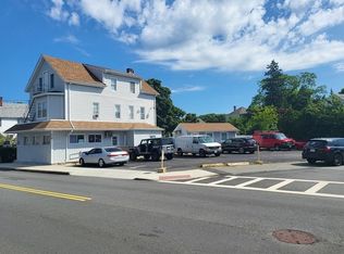 758 Stafford Rd, Fall River, MA 02721