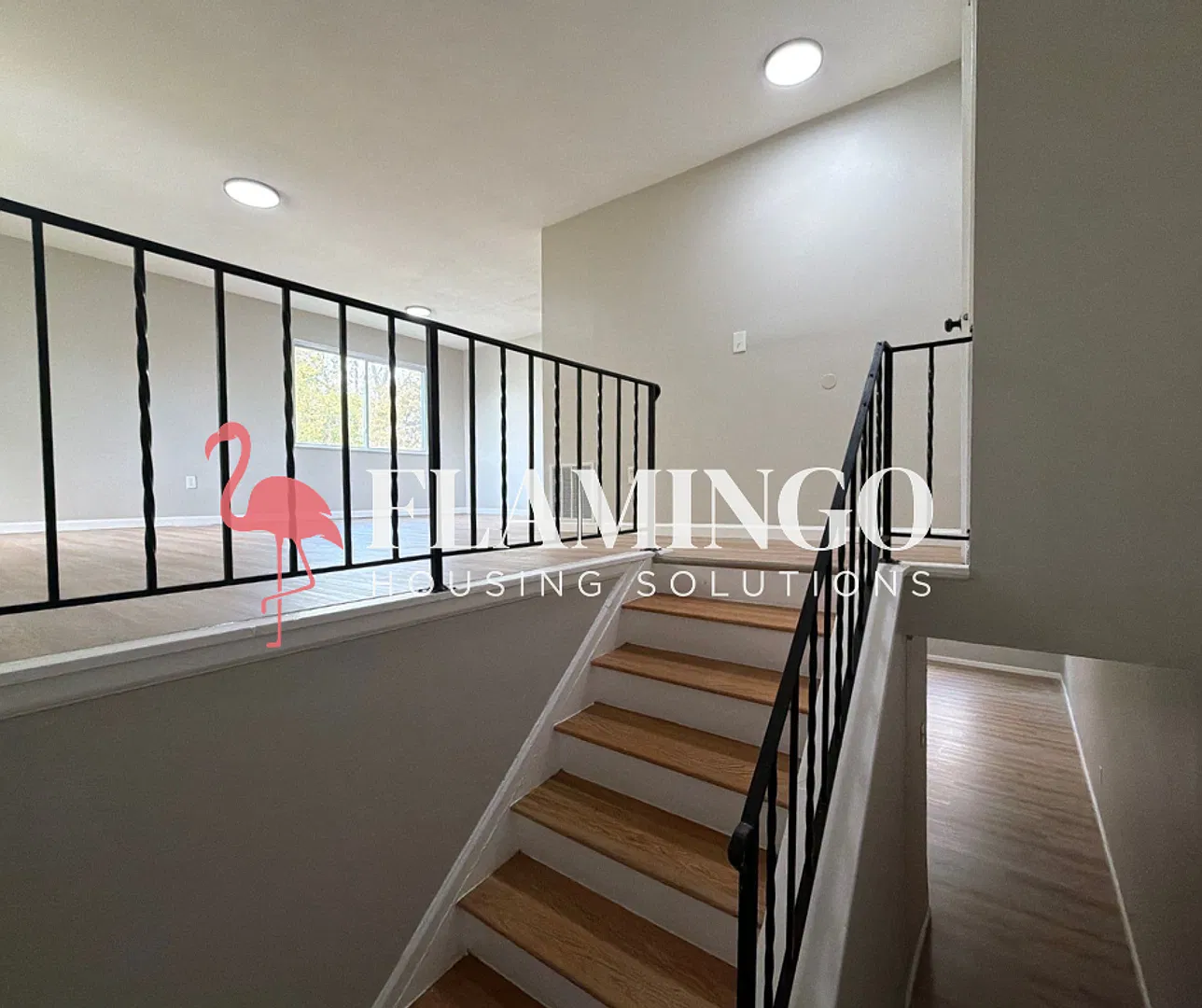 450 Bernard Court — Photo 2