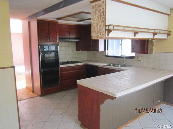 4th image of 119 W 54th St
