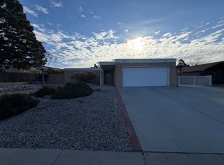 7210 Ticonderoga Rd NE, Albuquerque, NM 87109