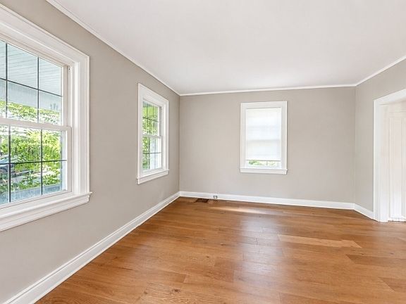 5th image of 74 2nd St