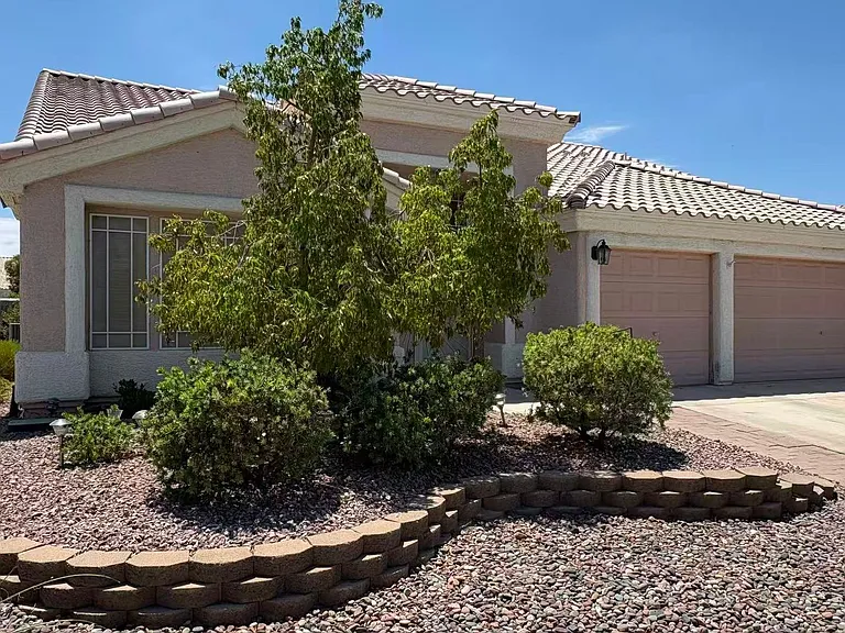 551 Duran St — Photo 4