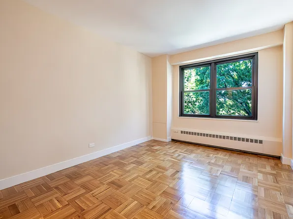 3850 Sedgwick Avenue image 15 of 23