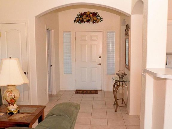 2nd image of 2606 Candlewood Dr