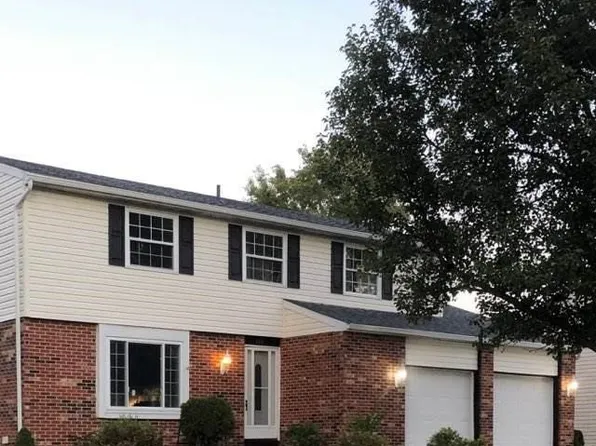 130 Marrett Farm Rd, Englewood, OH 45322