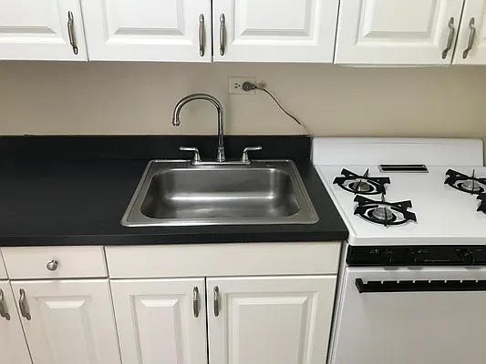 Rented by JSG Realty Corp | media 17