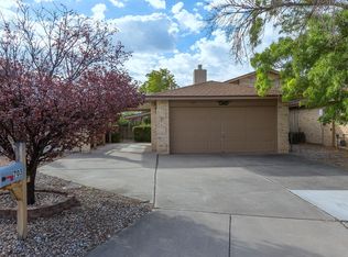 703 Lakeview Cir SE, Rio Rancho, NM 87124