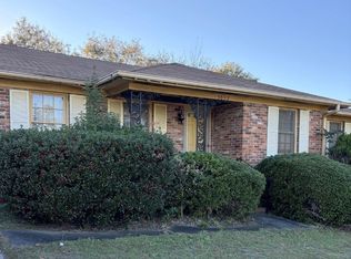 3032 Armstrong Dr, Macon, GA 31211