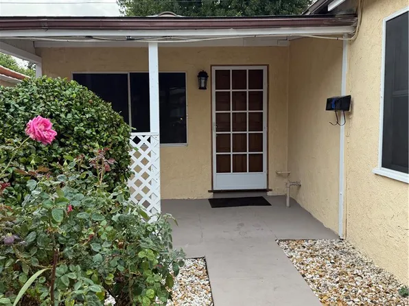 7012 Forbes Ave, Van Nuys, CA 91406