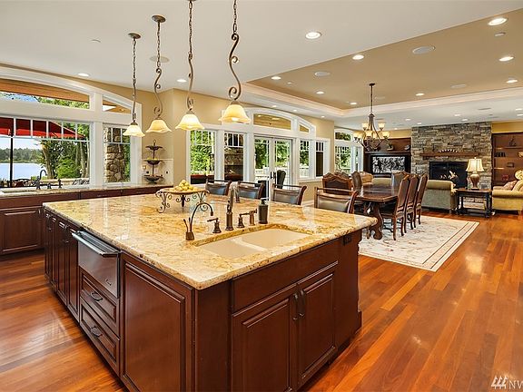 5th image of 18685 NE Woodinville Duvall Rd