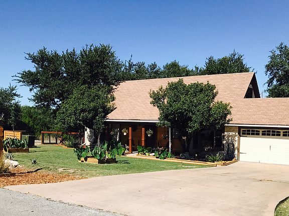 3rd image of 3106 American Dr