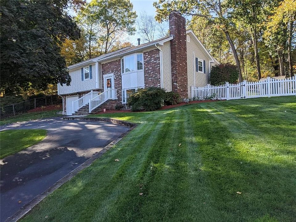 1st image of 21 Ducarl Dr