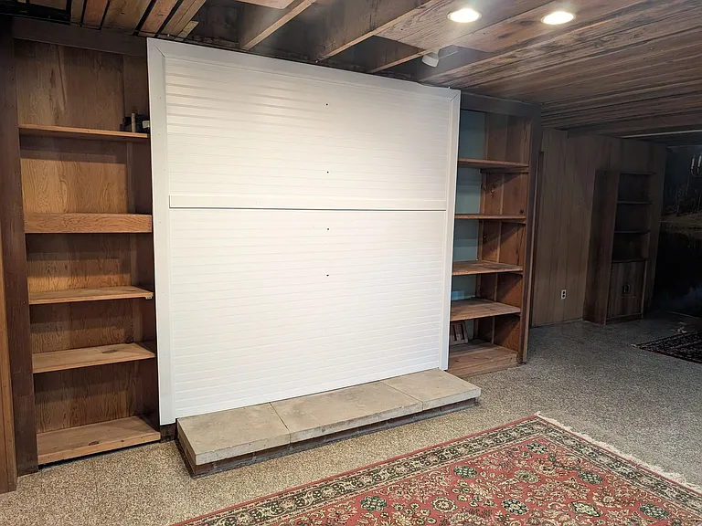 5253 Vernadale Dr — Photo 35