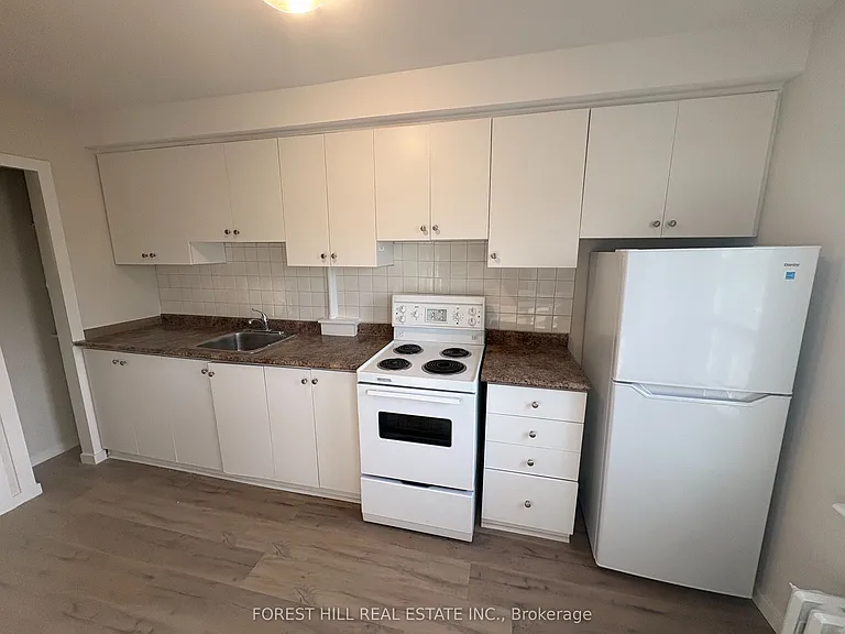 245 Lakeshore Rd E #3 — Photo 6