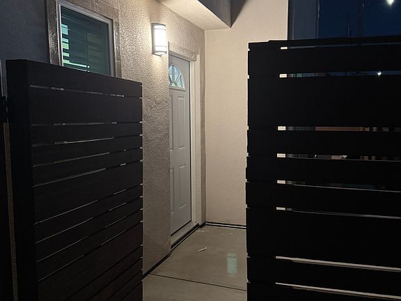 3rd image of 356 Aspenridge Dr