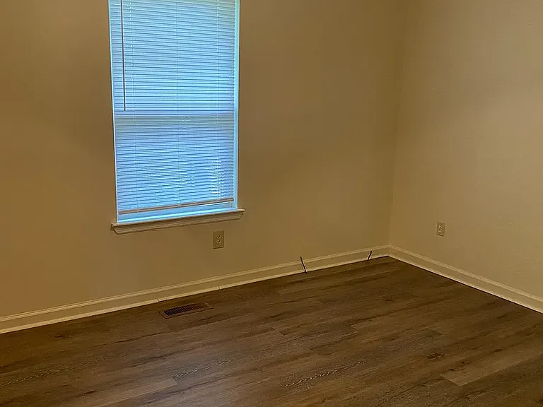 1904 Tinsley Pl — Photo 5