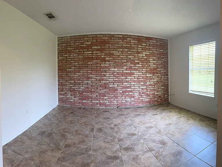 3746 Laura Leigh Ln — Photo 17