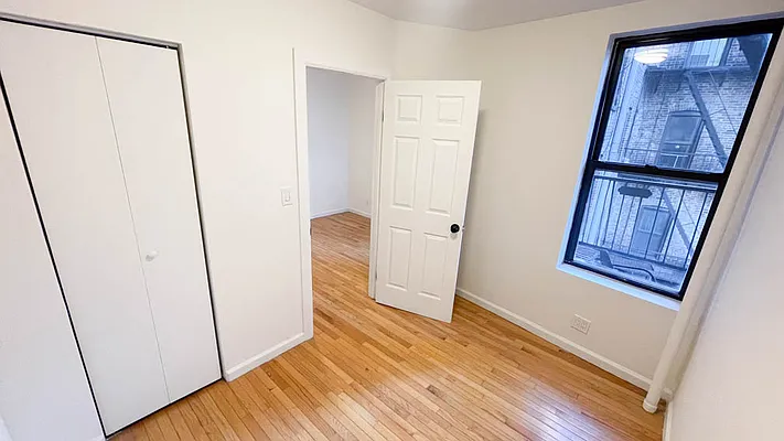 Rented by Roselyn  Fortuna LLC | media 4