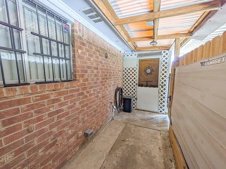 6255 Bedford Dr — Photo 13