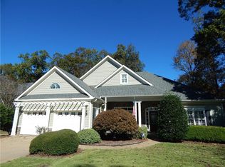 793 Millers Point Rd, Auburn, AL 36830