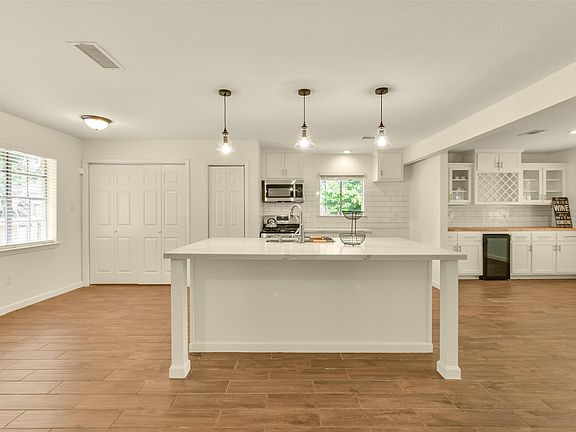 2nd image of 11314 Sageview Dr