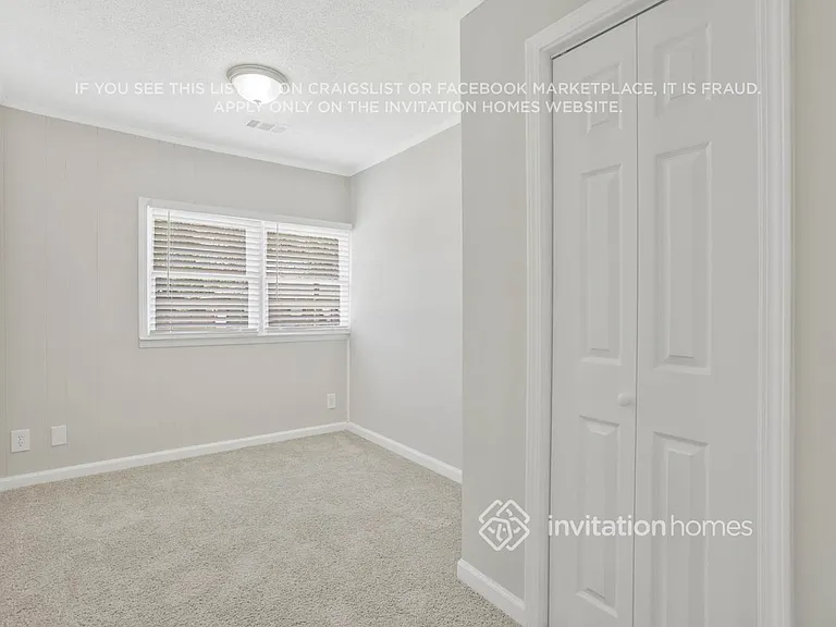 4108 Campbell St NE — Photo 16