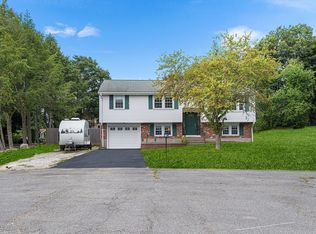 78 Apple D Or Rd, Framingham, MA 01701