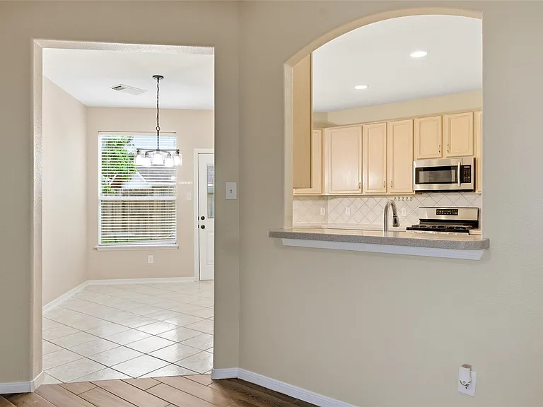 3711 Slocom Dr — Photo 17
