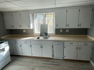 18 Everett St #A, Dover, NH 03820