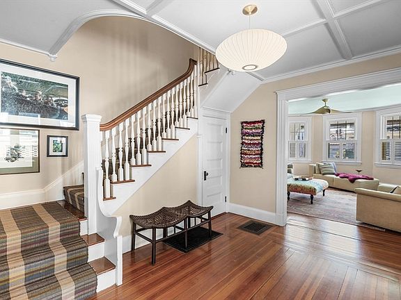 3rd image of 16-18 Wolcott Rd #1