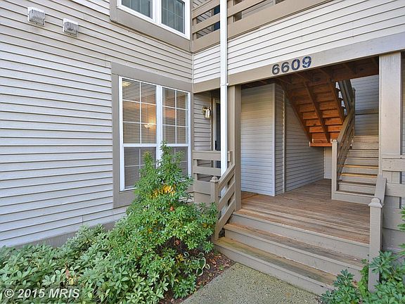 4th image of 6609 Jupiter Hills Cir Suite A
