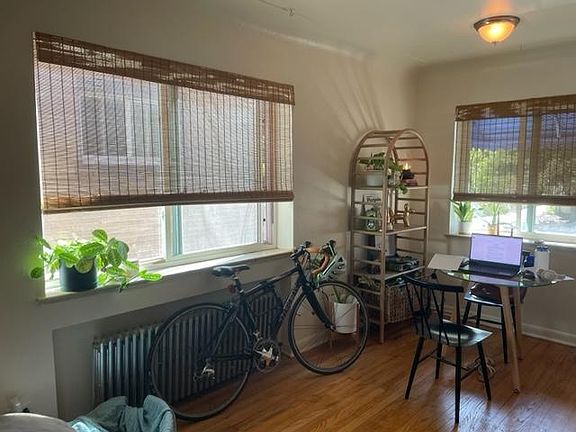 3rd image of 1140 N Marion St #2