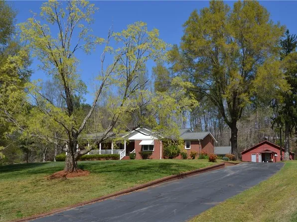 633 Bald Hill Loop, Madison, NC 27025