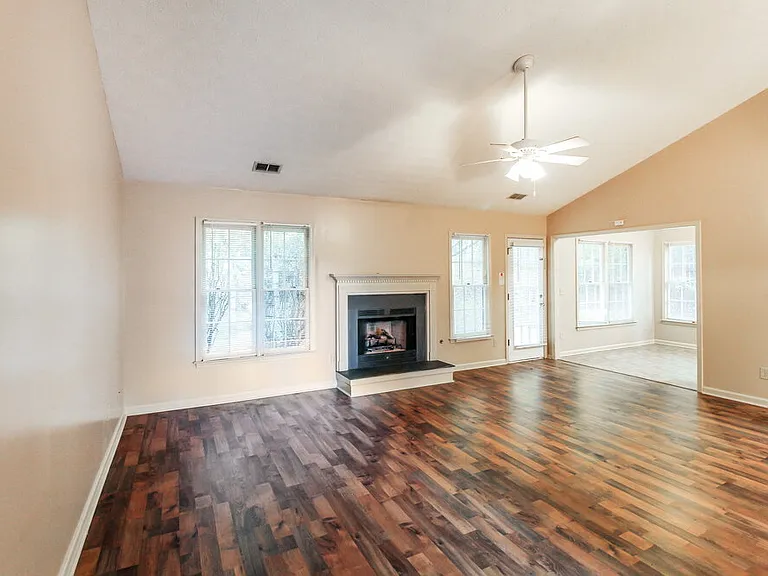 4371 Fiddlers Bnd — Photo 3